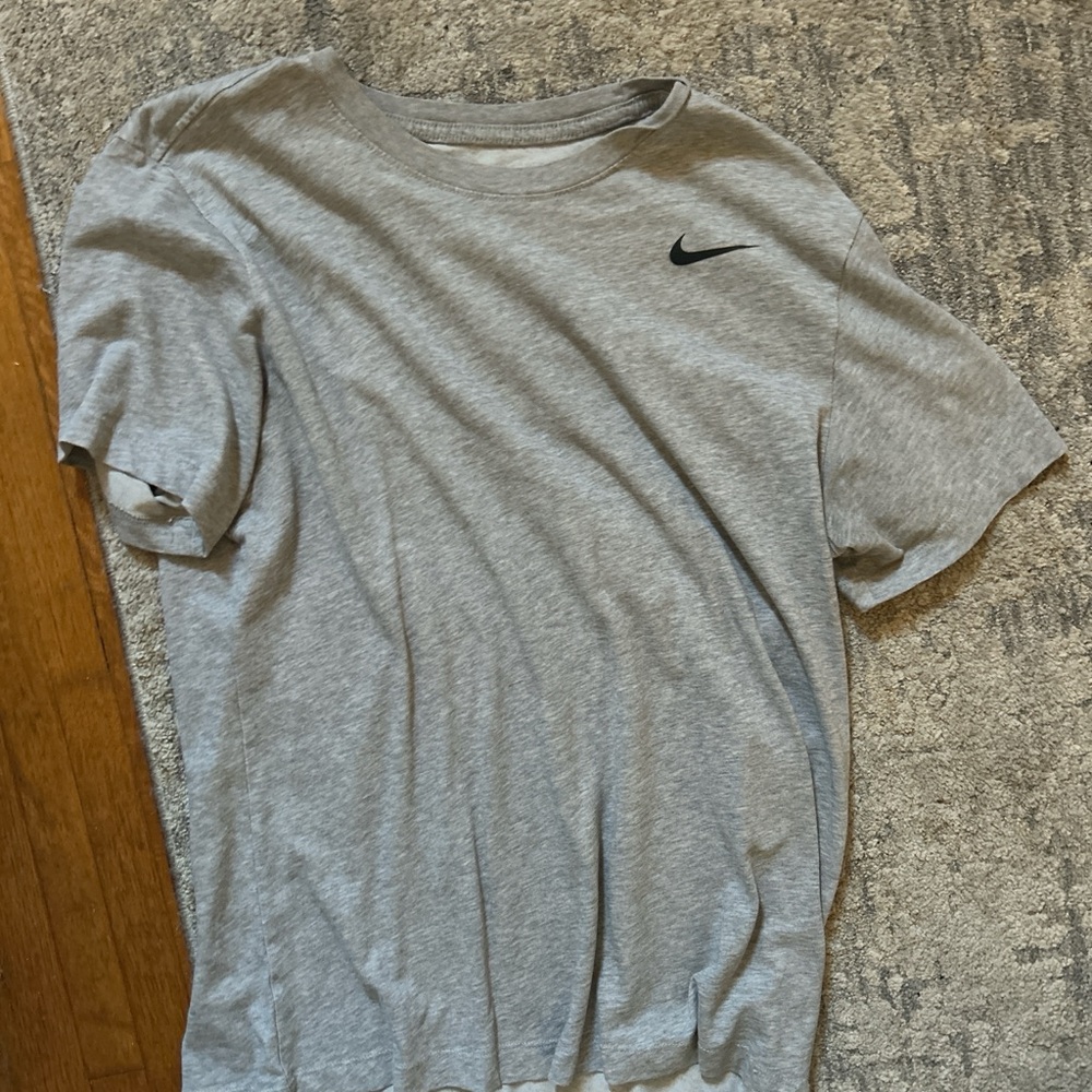 Nike Men's Dri-Fit Heather Gray Short Sleeve Tee
